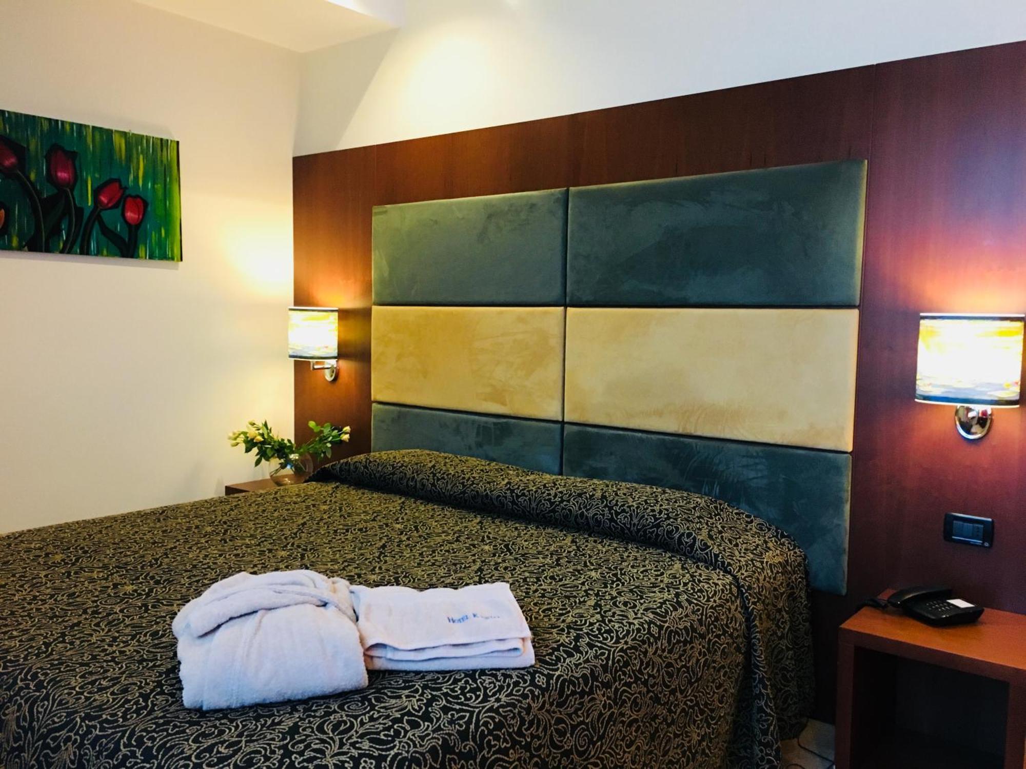 Hotel Kristal 3 Stelle Superior Zane Luaran gambar