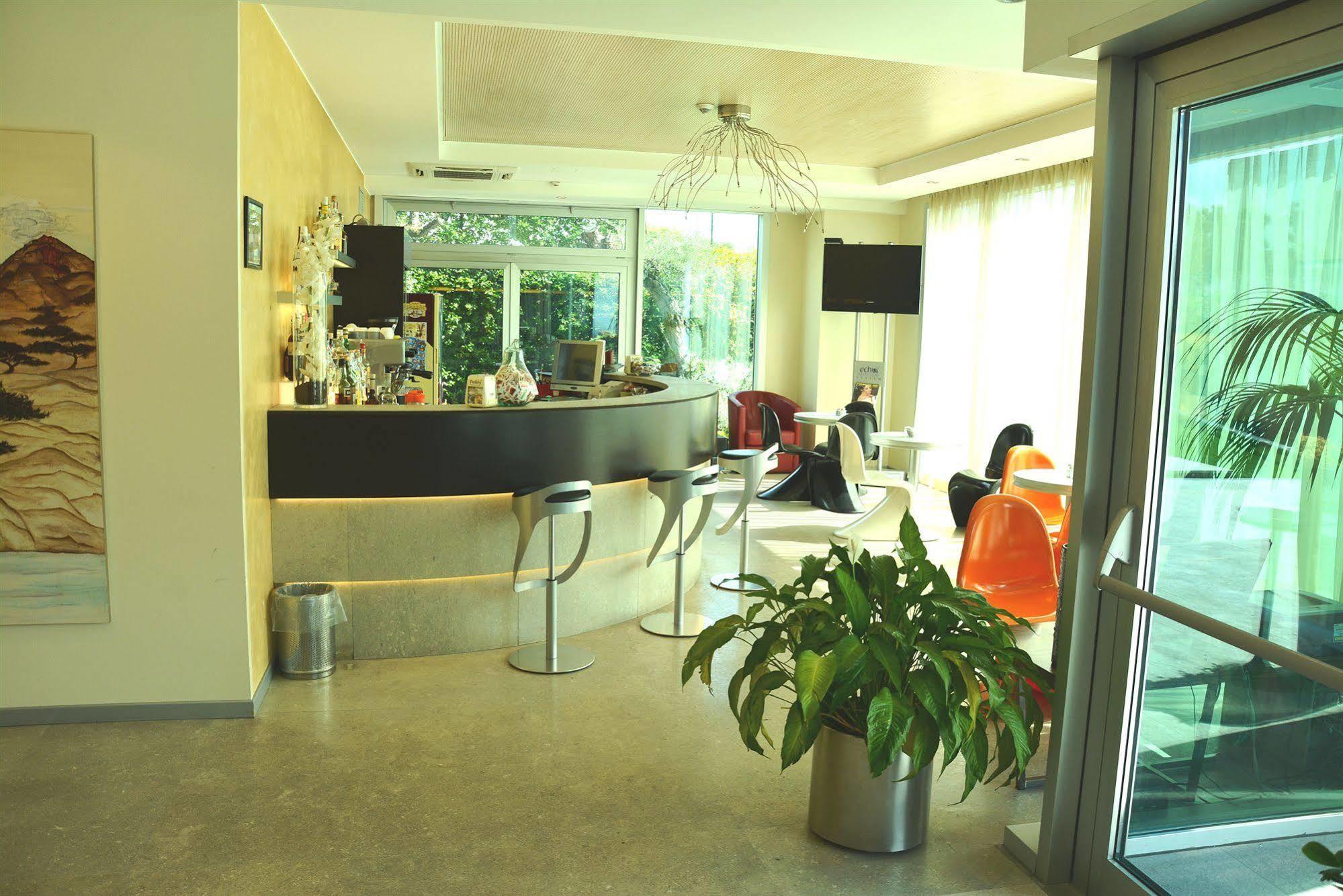 Hotel Kristal 3 Stelle Superior Zane Luaran gambar